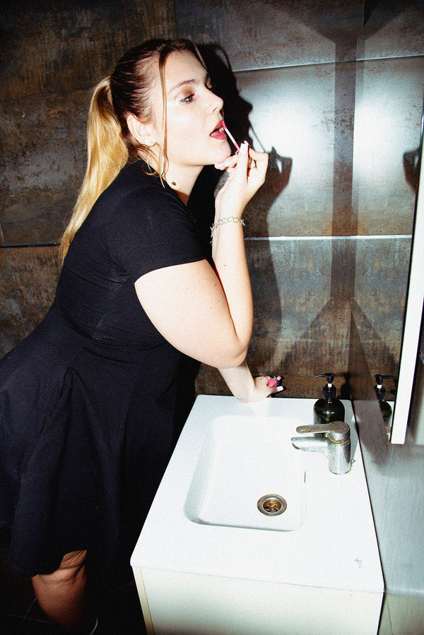 Asri Leki Dress Mini (short sleeves) in Black - Manners London