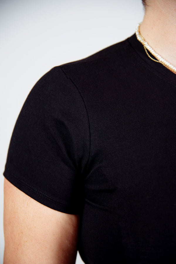 Asri Leki Dress Mini (short sleeves) in Black - Manners London