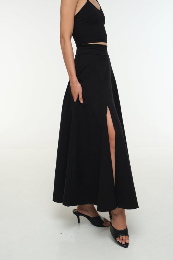 Asri Skirt Midi split w/thin waist band in Black - Manners London