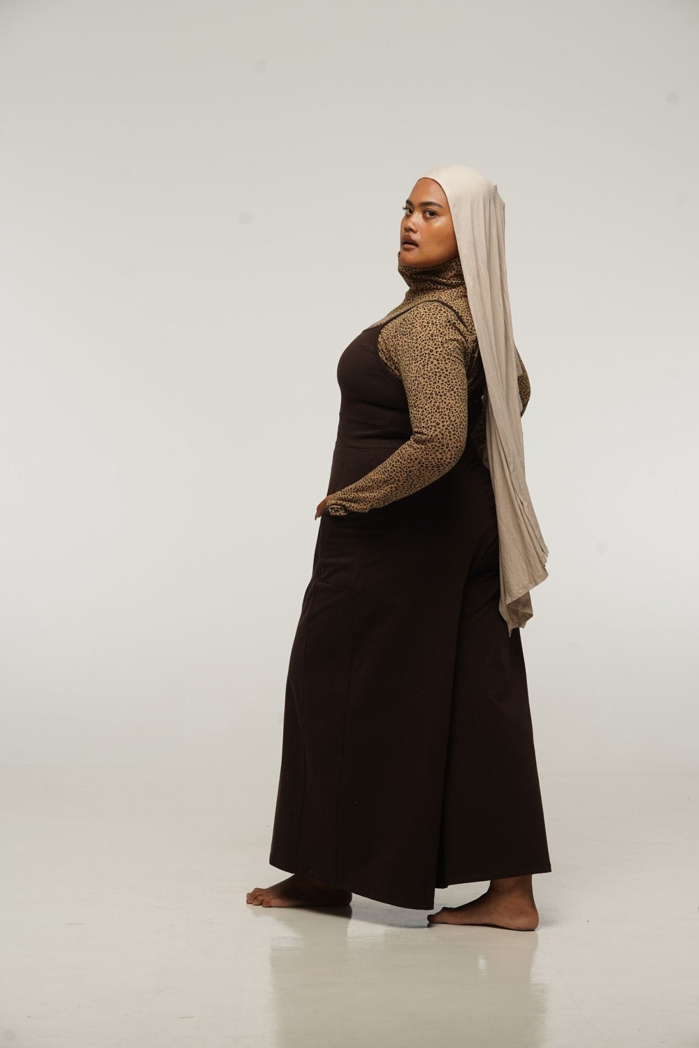 Turtle Neck Top Crop Long Sleeve with Hole in Classic Leopard
