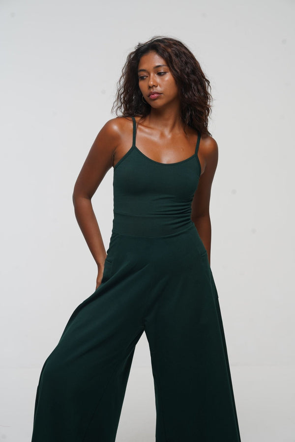 Asri Wide Leg Jumpsuit Petite with pockets in Forest Green - Manners London
