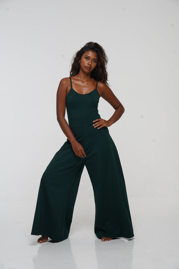 Asri Wide Leg Jumpsuit Petite with pockets in Forest Green - Manners London