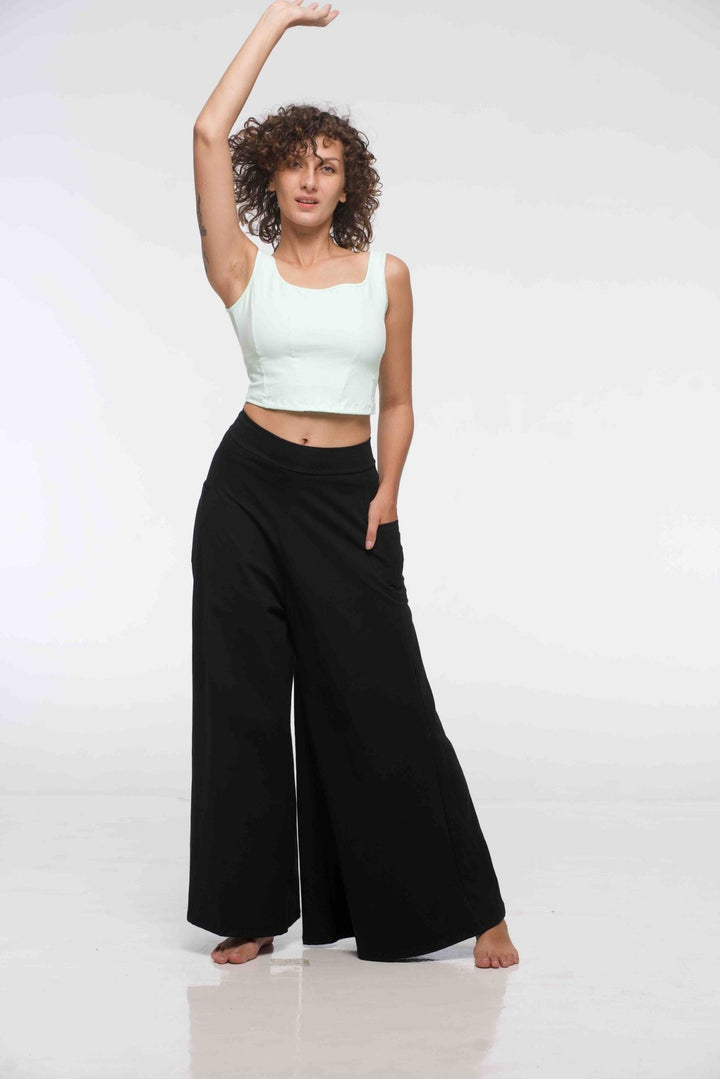 Asri Wide leg Trousers in Black - Manners London