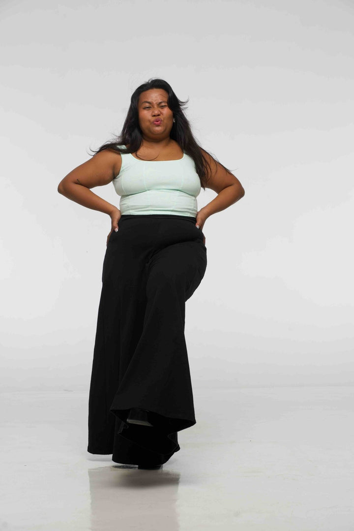Asri Wide leg Trousers in Black - Manners London