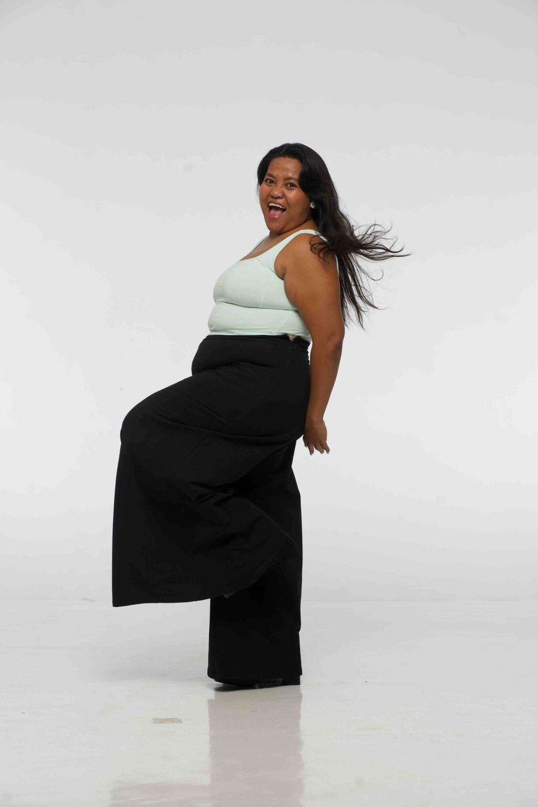 Asri Wide leg Trousers in Black - Manners London