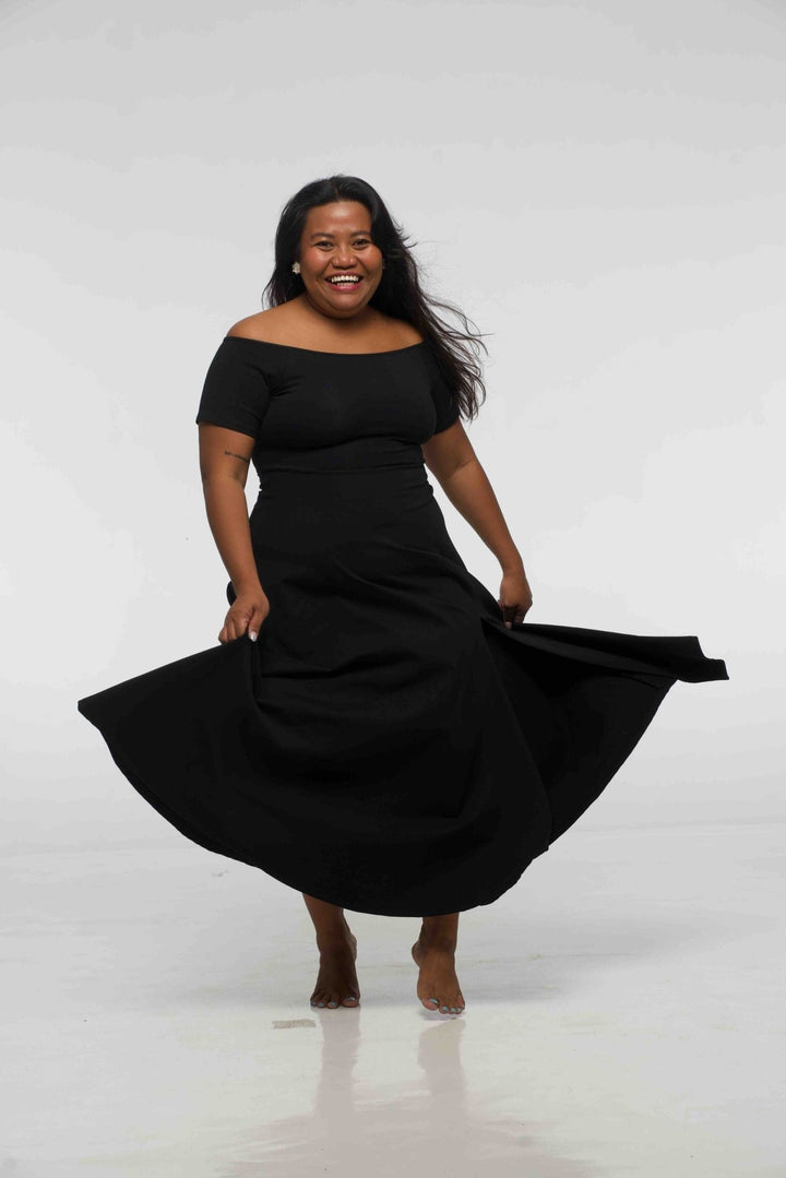 Bardot Dress Midi A - Line (short sleeves) in Black - Manners London