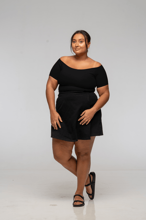 Bardot Short Sleeve Full Length Top in Black - Manners London