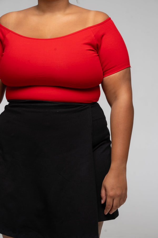 Bardot Short Sleeve Full Length Top in Pomegranate Red - Manners London