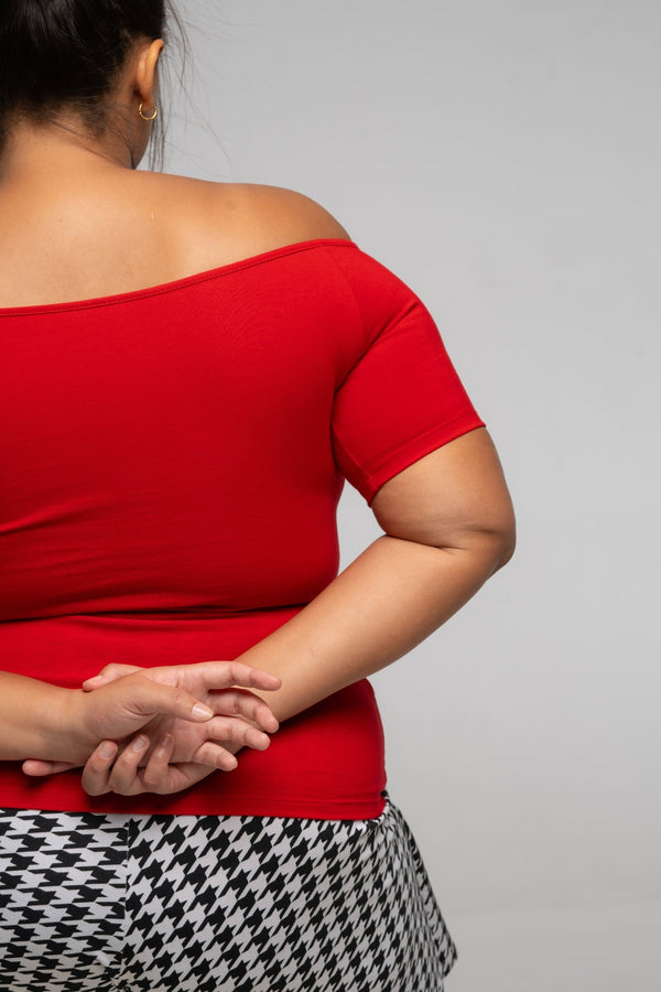 Bardot Short Sleeve Full Length Top in Pomegranate Red - Manners London