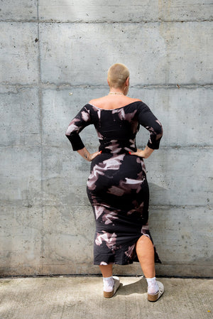 Baza Midi Dress Petite in Hujan Manis - Manners London