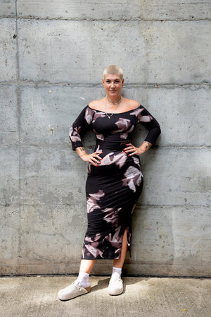 Baza Midi Dress Petite in Hujan Manis - Manners London