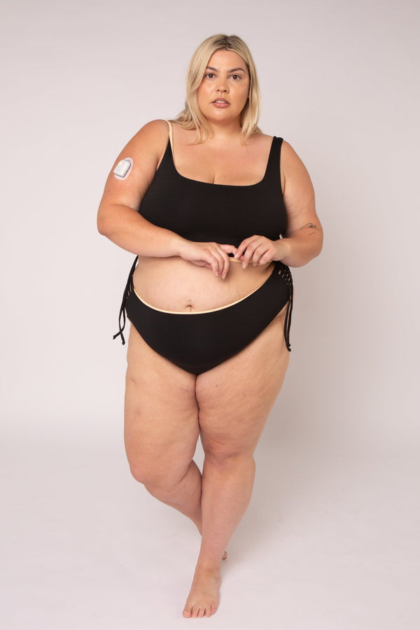 Cheeky Reversible High Waist In Peach Nights - Manners London