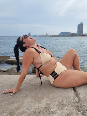 Cheeky Reversible High Waist In Peach Nights - Manners London