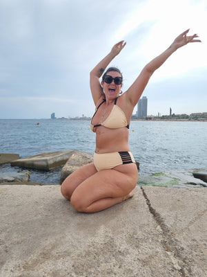 Cheeky Reversible High Waist In Peach Nights - Manners London