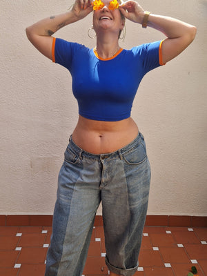 Crew Neck Crop T-shirt in Forgetmenot/Tangerin edging - Manners London