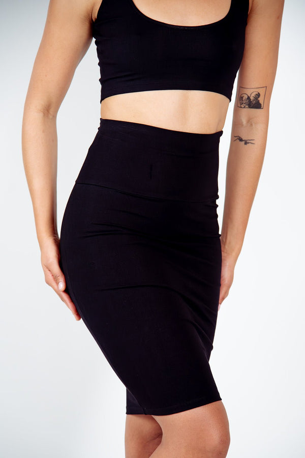 Favell Pencil Skirt In Black - Manners London