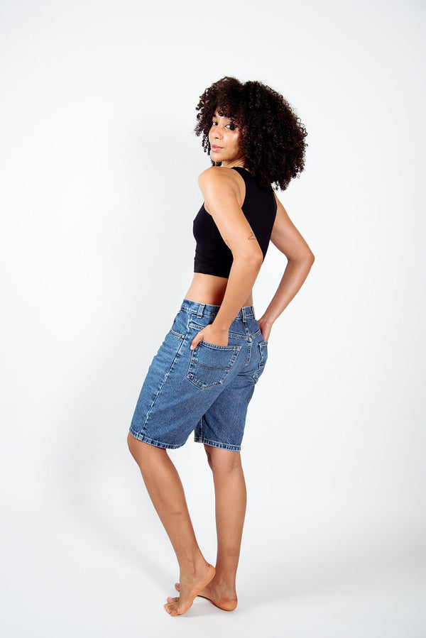 Iza Crop Vest Top in Black - Manners London