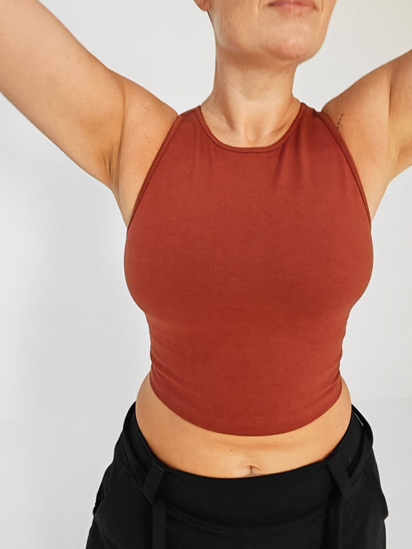Iza Crop Vest Top in Paprika - Manners London