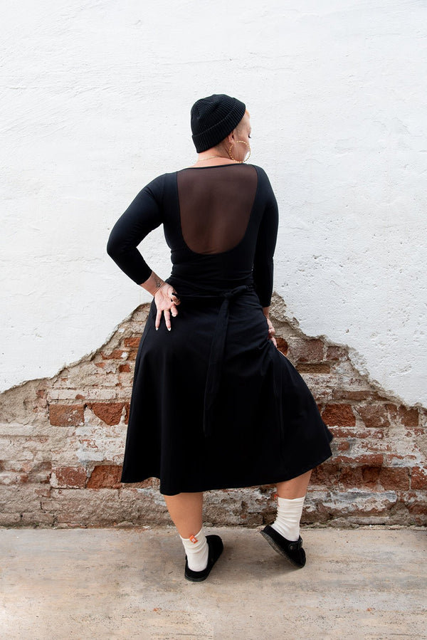 Mesh Scoop Back Top Full Length (7/8 Sleeve) in Black - Manners London