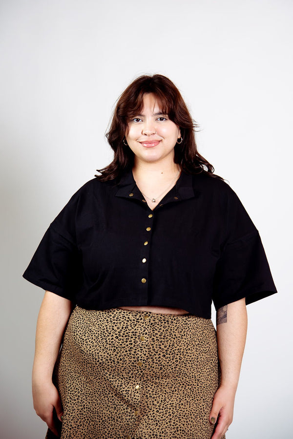 Popper Mid Crop short sleeved shirt in Black - Manners London