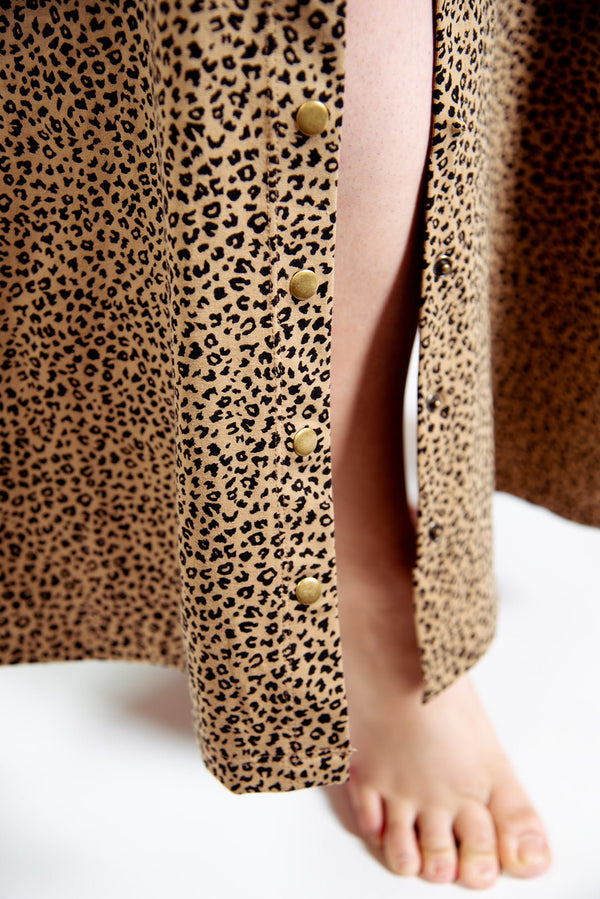 Popper Midi Skirt in Classic Leopard - Manners London