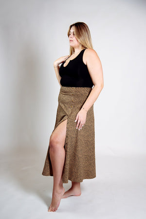 Popper Midi Skirt in Classic Leopard - Manners London