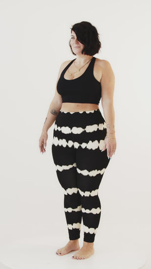 Cross Back Crop Bra In Black