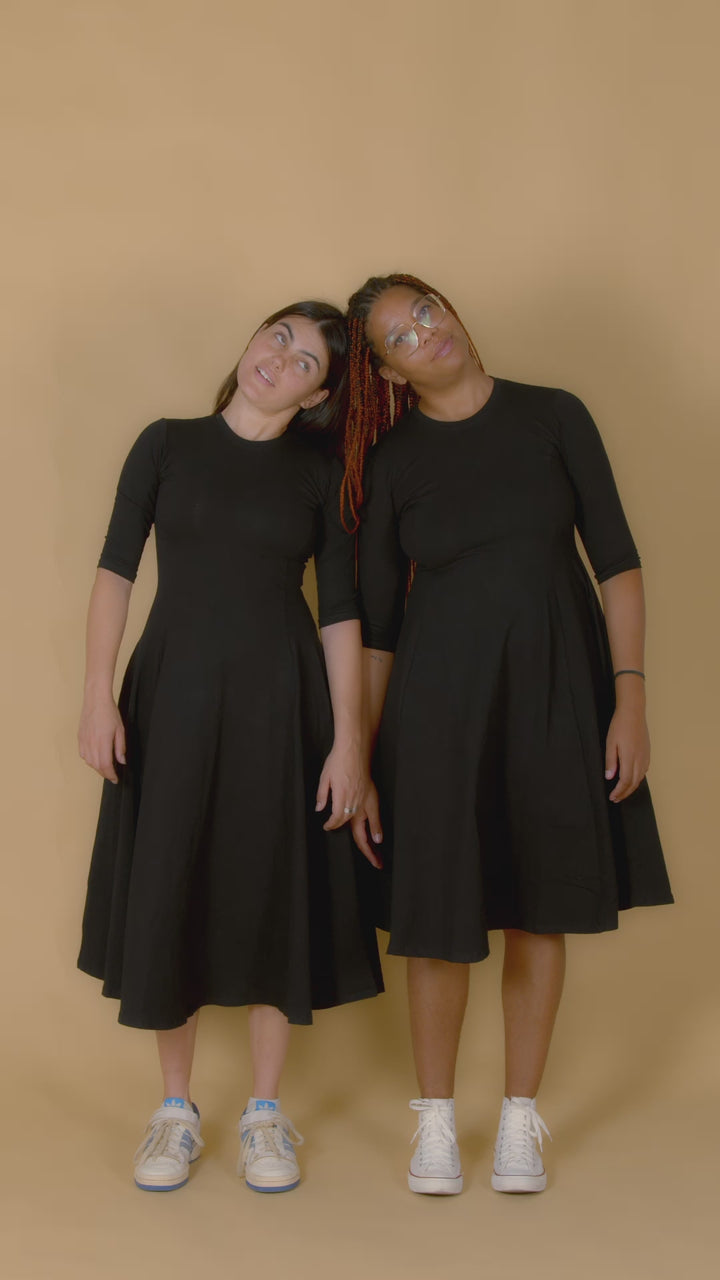 Asri Dress Leki 3/4 sleeve Petite in Black