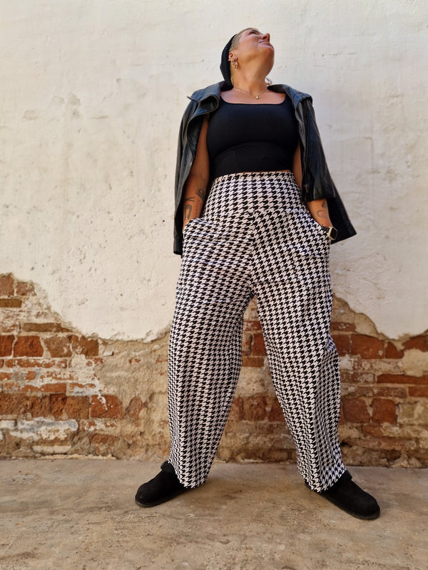 Puff Pants (Longer leg) in Houndstooth Print - Manners London