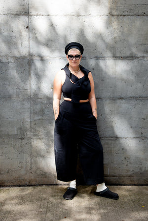 Puff Pants Petite in Black - Manners London