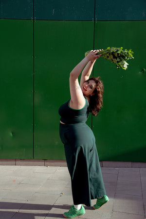 Puff Pants Petite in Forest Green - Manners London