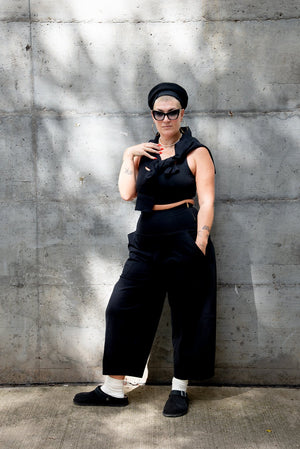 Puff Pants Regular in Black - Manners London