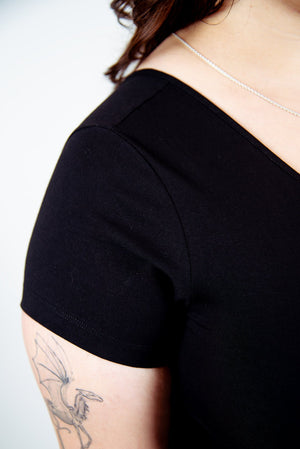 Reversible Full Length Tee in Black - Manners London