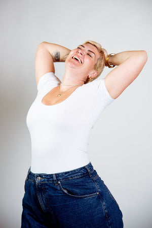 Reversible Full Length Tee Top in White - Manners London