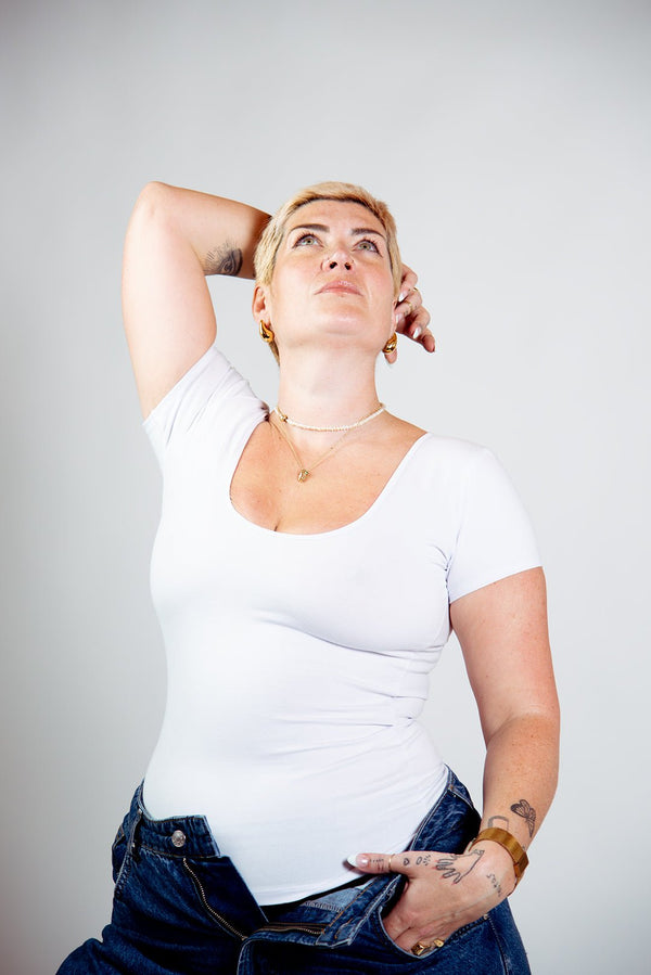 Reversible Full Length Tee Top in White - Manners London