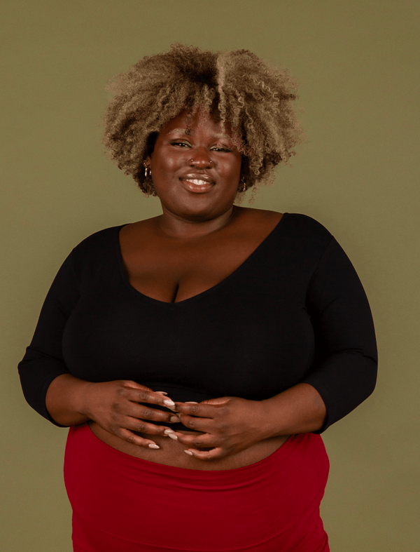 Reversible V - neck Crop Top 3/4 sleeve in Black - Manners London