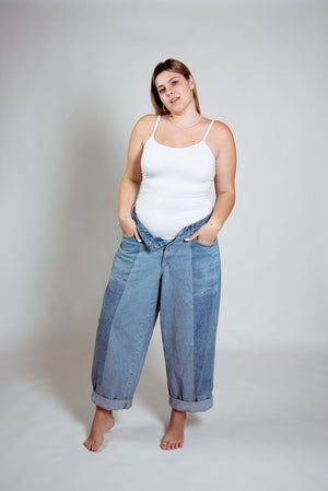 Scoop Full Length Vest in White - Manners London