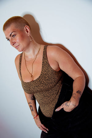 Shinni Neck Full Length Tank In Classic Leopard - Manners London