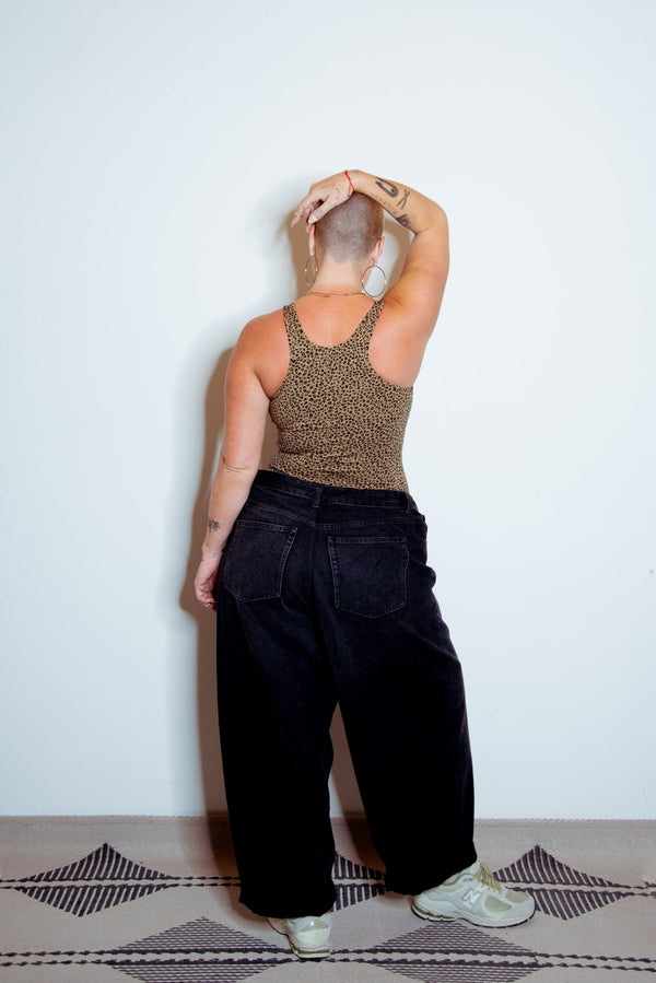 Shinni Neck Full Length Tank In Classic Leopard - Manners London