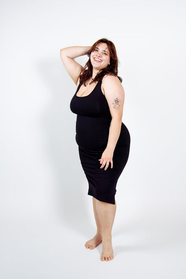 Shinni Neck Midi Dress In Black - Manners London