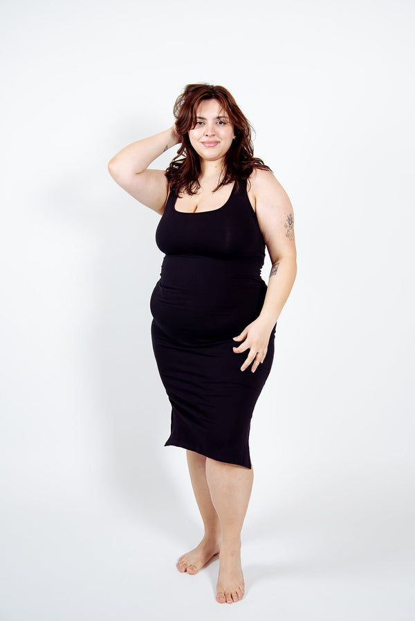 Shinni Neck Midi Dress In Black - Manners London