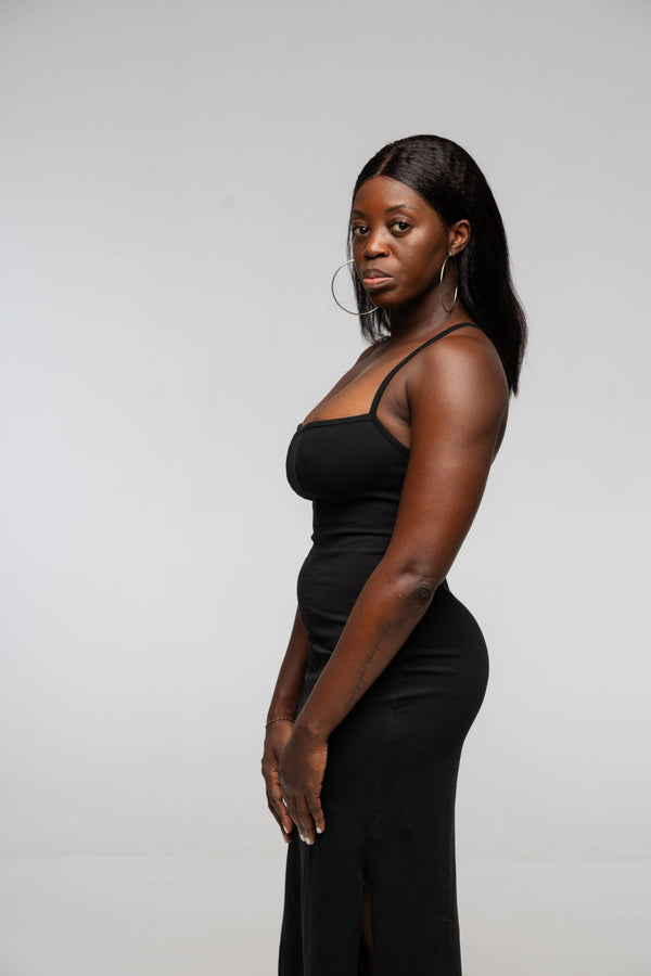 T - Bar Dress Maxi Regular in Black - Manners London