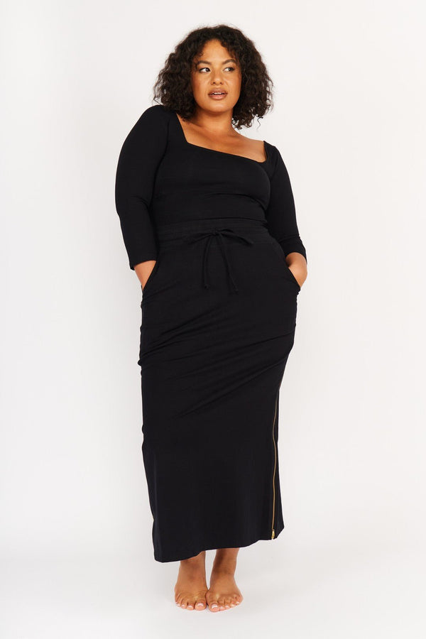 Trackie Midi Skirt Regular in Black - Manners London