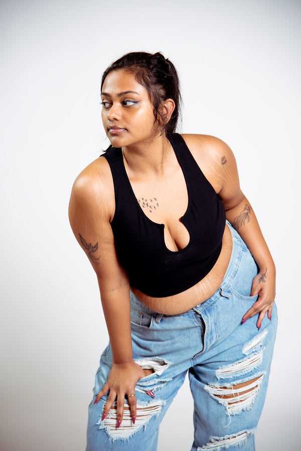 U Front Crop Top sleeveless in Black - Manners London