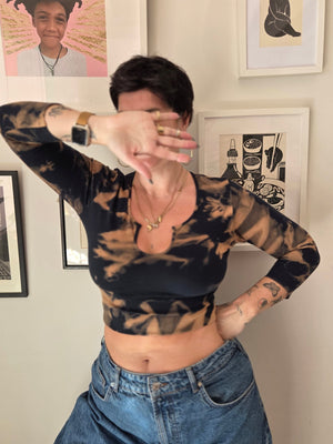 U Front Crop Top with sleeves in Acid Wash - Manners London