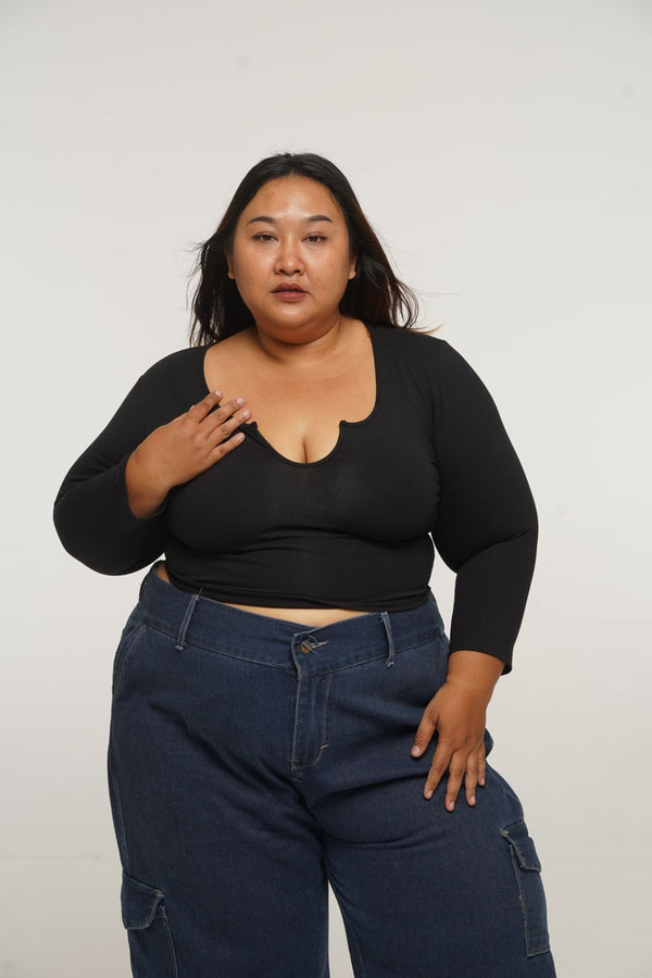 U Front Crop Top with sleeves in Black - Manners London