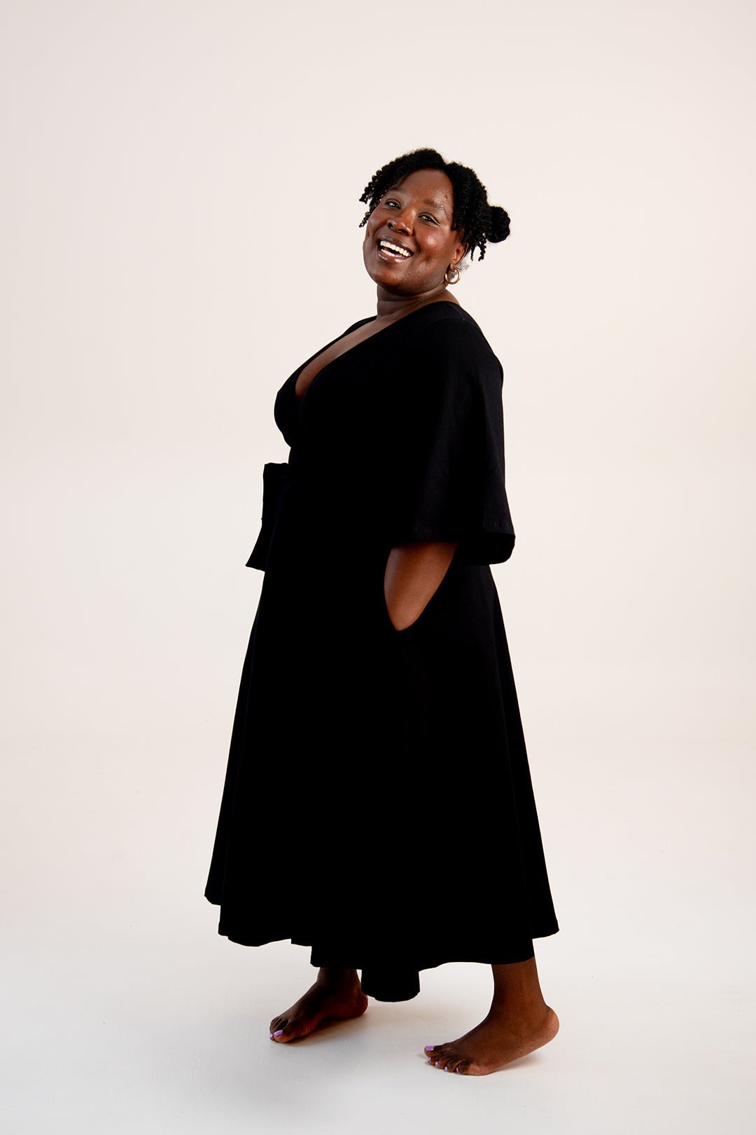 Wide Sleeves Wrap Midi Dress In Black