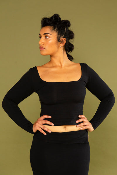 Dragons Den Top in Black