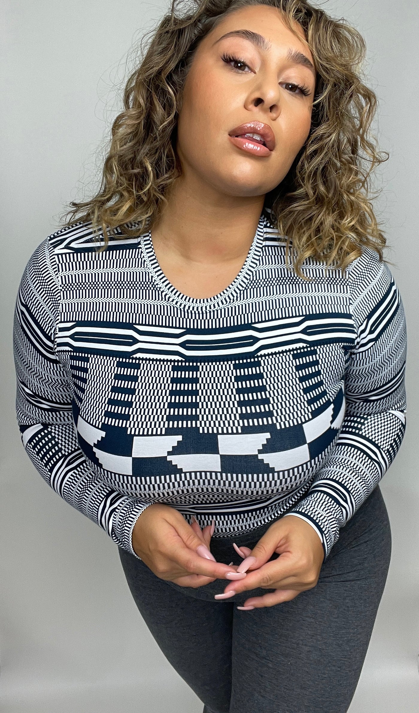 Leki Full Length Top in Kentii