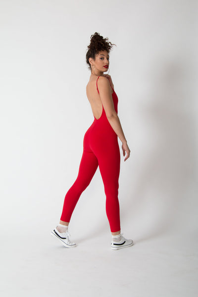 Santai Jumpsuit Pomegranate Red
